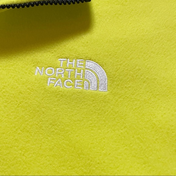 The North Face Women’s TKA Kataka 1/4 Zip Fleece Pullover - Picture 4 of 10